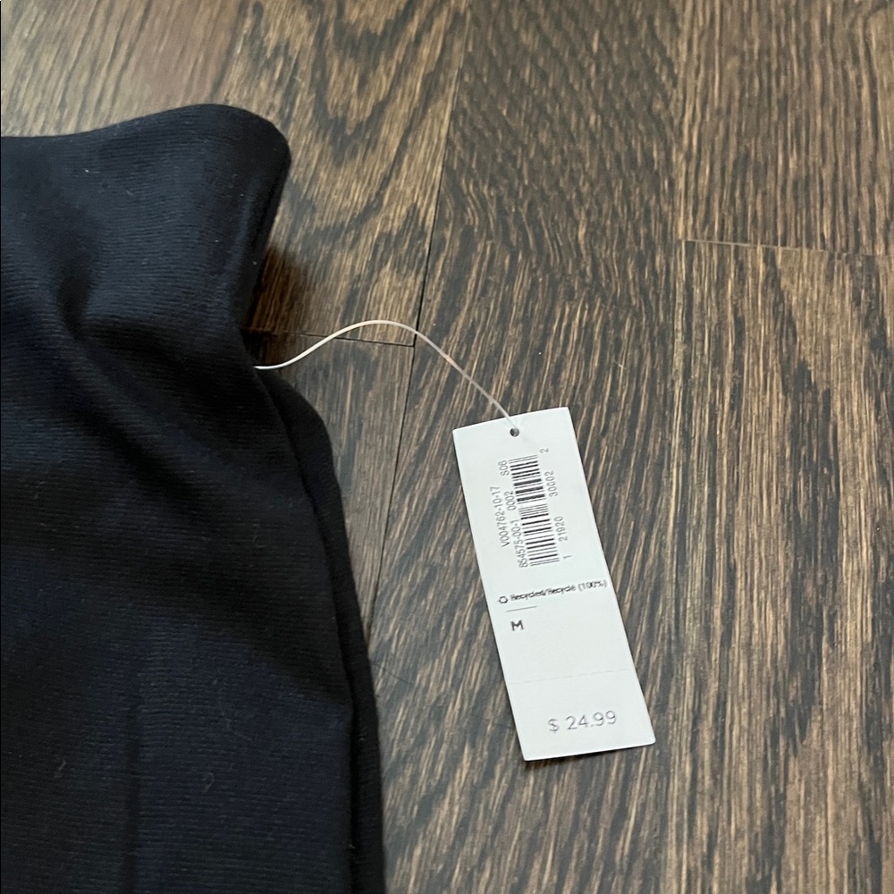 Old Navy 2 solid pull-on Pencil Skirts, size M, NWT. - Picture 2 of 4